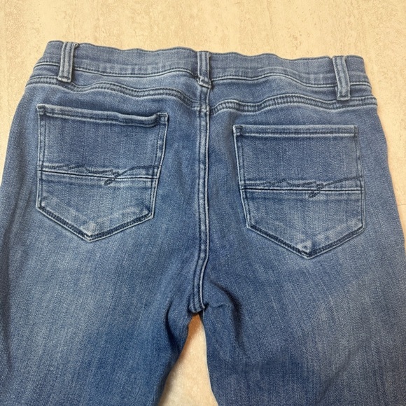 Soho New York & Company Blue Ankle Cropped Jeans with Cuffed Hems - Picture 7 of 7